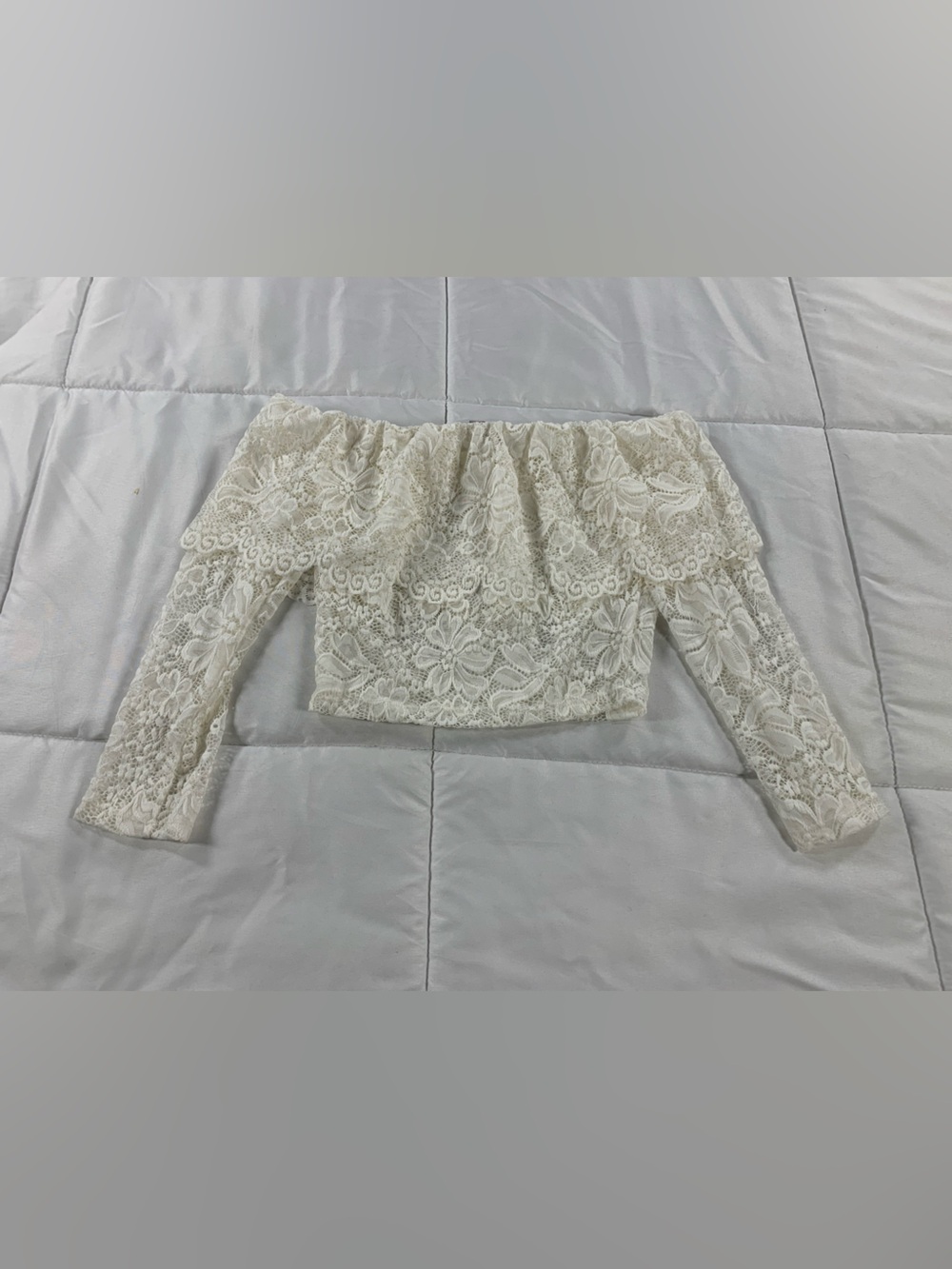 Pre loved BLACK BEAD crop top womens size S